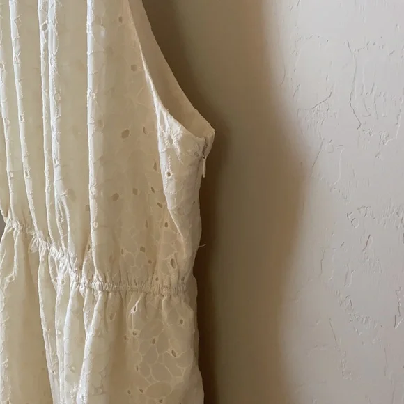 🤍 NEW Legally Blonde Eyelet Halted Sundress - Picture 6 of 8